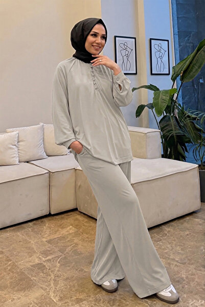 Suede Style 5914 - Κομψό και άνετο σετ από βανίζελ με λεπτομέρεια κουμπιών στ...