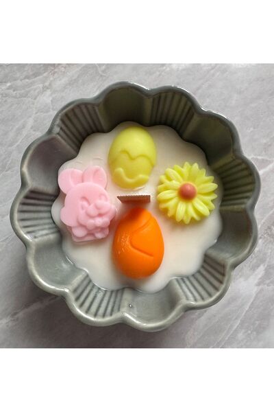 OEM Decorative scented candle for Easter