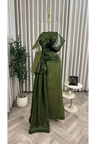 NALA FASHION فستان سهرة زيتوني فاخر