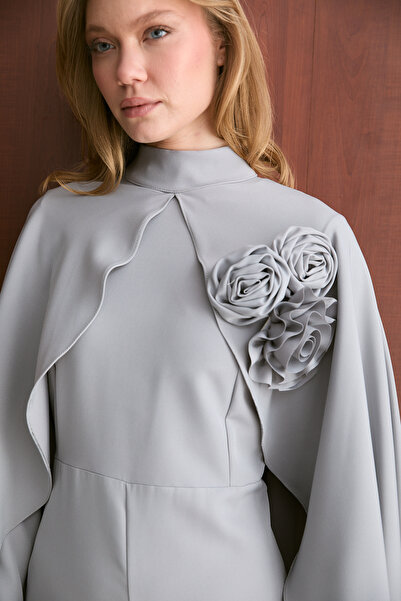 Melike Tatar Ολόσωμη φόρμα με κάπα 32-2677