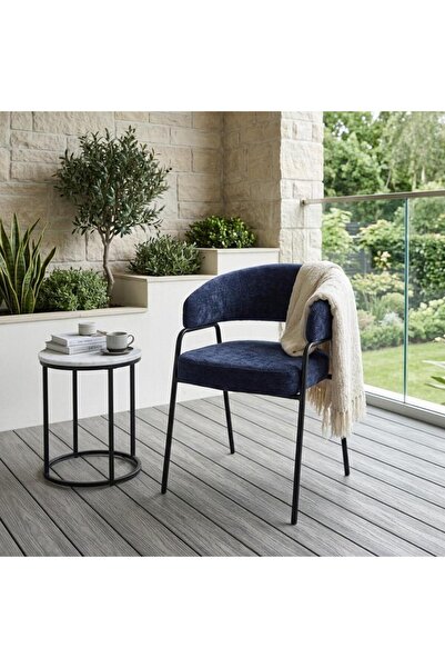 DEC4 Single Chair with a High-Class Design and Unique Color