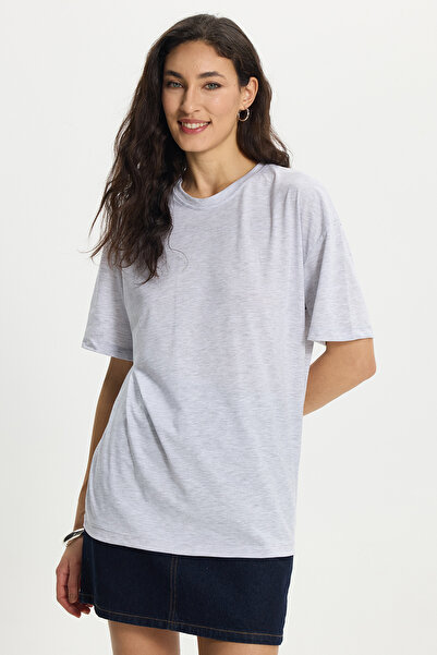 Tudors Γυναικεία μπλούζα με λεπτή εφαρμογή, 100% βαμβακερή, κοντομάνικη, με λ...