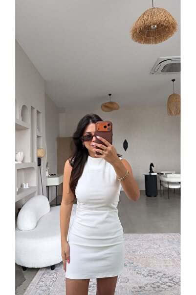 Buket Teke Λευκό τζιν αμάνικο φόρεμα με πλαϊνό κορδόνι