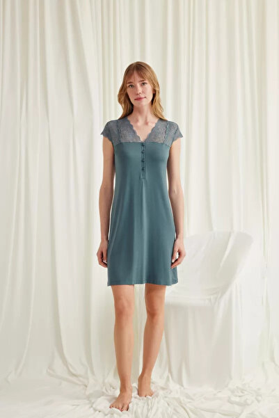 Generic Brand Lace Front Buttoned Nightgown with Sleeve Shoulder and Collar
