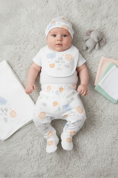 Rock A Bye Baby Boutique مجموعة هدايا معلقة للأطفال الصغار، 10 قطع، باللون ال...