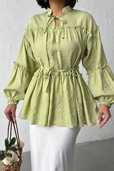 Lusin Γυναικεία πράσινη μπλούζα με γιακά, κορδόνια, ζώνη στη μέση και λεπτομέ...