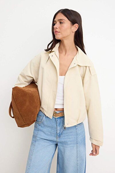 Trendyol Collection Ecru Shirt Collar Bomber Coat Twoss26Mo00018