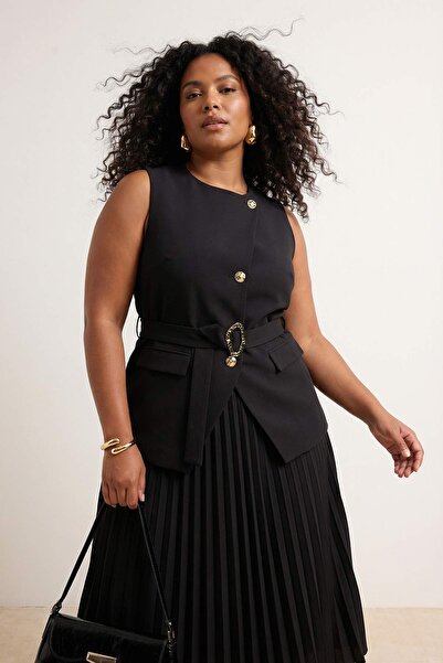 Trendyol Curve Μαύρο σετ Ζώνη τεμαχίων με χρυσά κουμπιά Υφαντό Plus Size Γιλέ...