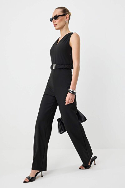 Trendyol Kollektion Schwarzer, ärmelloser, langer Weboverall mit Gürteldetail...