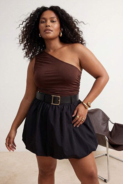 Trendyol Curve Καφέ λεπτομέρεια με σούρες Εφαρμοστή/Στενή Πλεκτή Μπλούζα με Έ...