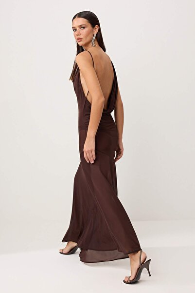 Συλλογή Trendyol Καφέ υφαντό φόρεμα με ενσωματωμένο σώμα από τούλι και μίντι ...