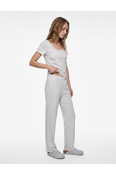 Koton Σετ πιτζάμες με κοντομάνικο μπλουζάκι από βισκόζη σε στενή γραμμή και λ...