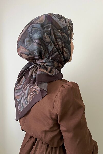 Rose Patterned Brown Soft Scarf