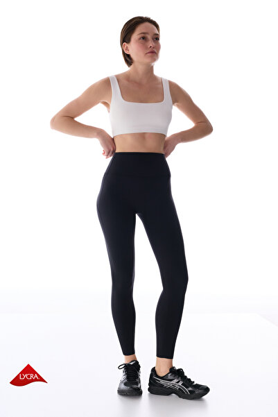 Penti Αθλητικό σουτιέν LYCRA White Cream με ελαφριά υποστήριξη, τετράγωνο λαι...