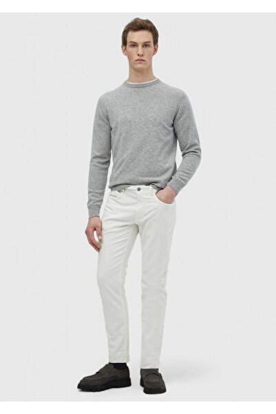 Ramsey Ecru Plain Woven Slim Fit Casual Cotton Blended Trousers