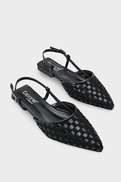 Capone Outfitters Γυναικείο πλεκτό με μυτερή μύτη και λουράκι στην πλάτη Μπαλ...