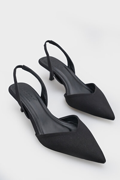 Capone Outfitters Γυναικεία παπούτσια Esmerelda με μυτερή μύτη, λουράκι στην ...