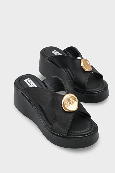 Capone Outfitters Γυναικείες παντόφλες Zarla Stoned Wedge Heel Daily