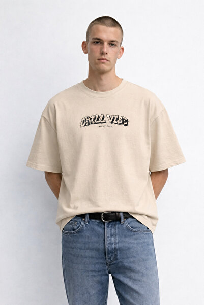 MATERIAL Ανδρικό μπλουζάκι CHILL VIBE με στάμπα, υπερμεγέθη μπεζ χρώμα