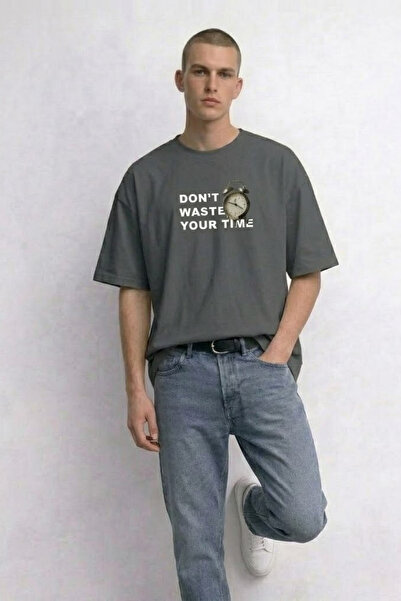 MATERIAL Ανδρικό μπλουζάκι με στάμπα  "Waste Your Time " και σχέδιο καπνιστού...