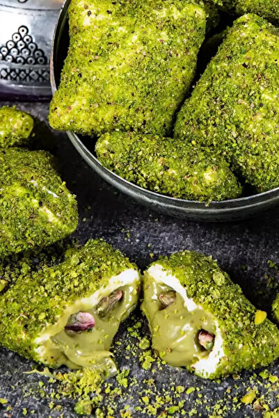 Pirsefa Antep Fıstıklı Fıstık Kremalı Bohça Lokum 900 g Paket