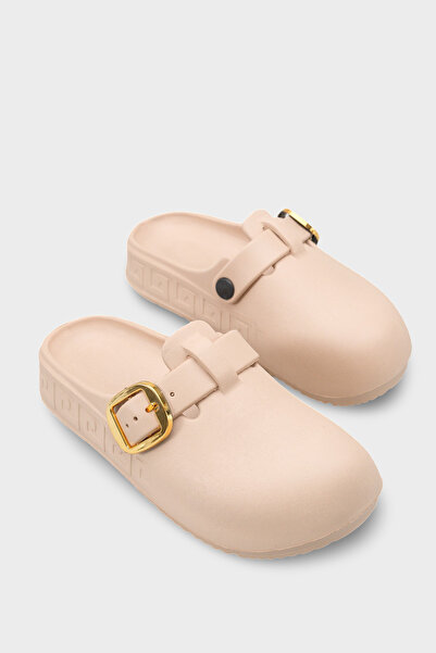 Capone Outfitters Γυναικείες παντόφλες Judi Eva με κλειστά δάχτυλα