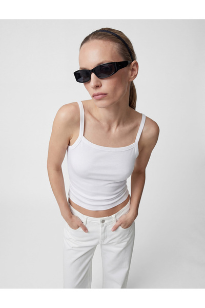 Koton Στενή εφαρμογή, ριμπ, αμάνικη μπλούζα με τετράγωνο λαιμό