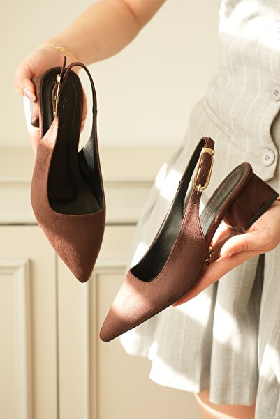 MODAADAM Pantofi cu toc scurt și cataramă Mely pentru femei - Maro-De piele i...