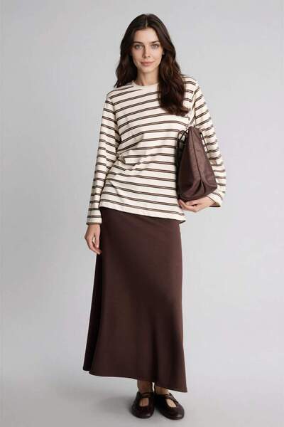 DeFacto Φούστα σε γραμμή Α από μοντάλ H5554AX26SP