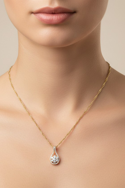 XUPING JEWELRY Stil Incisi/ 14 Ayar Altın Kaplama Çiçek Zirkon Taşlı Kolye