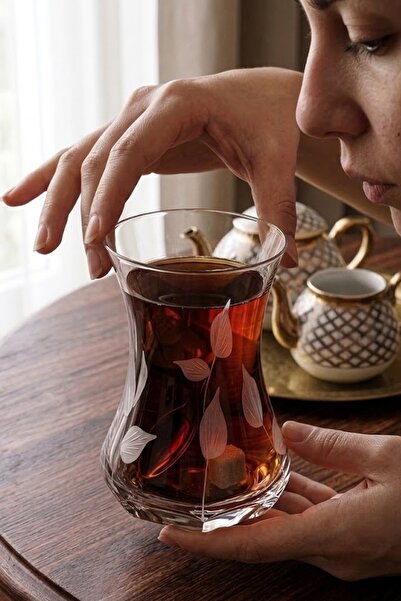 DECOSTYLE Leaf 6-Piece Cold-Cut Crystal Decorated Slim-Waisted Tea Cup - Cust...