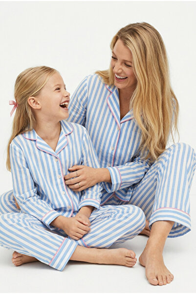 Siyah İnci μπλε λευκές ρίγες Πλεκτό σετ πιτζάμες με κουμπιά