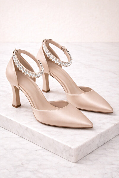 meefshoes Γυναικεία σατέν παπούτσια με τακούνι Lucca με πέτρα στον αστράγαλο