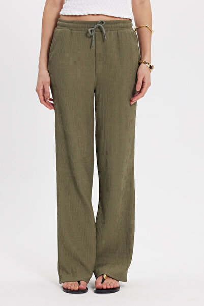 Tudors Γυναικείο παντελόνι Relax Fit με άνετη εφαρμογή, δεμένο στη μέση, ζακά...