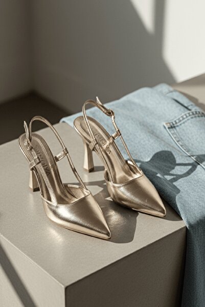 DİVOLYA Semiras Gold Kırışık Rugan Yanları Açık ( 9 cm Topuklu ) Sivri Burun ...