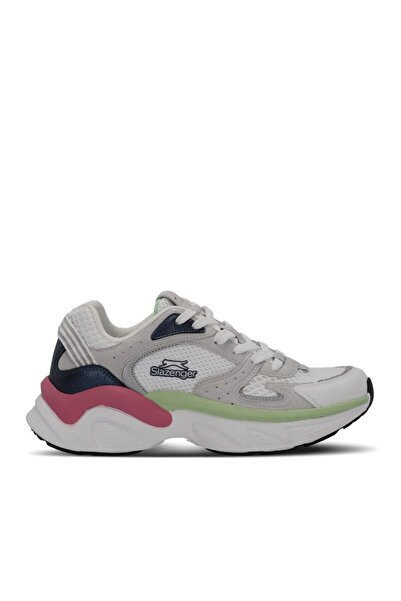Slazenger Γυναικεία παπούτσια Wind Sneaker σε λευκό / μπλε ναυτικό SA15RK017-004