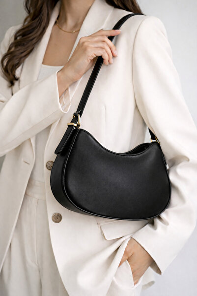 zetus Γυναικεία τσάντα χειρός και ώμου σε μαύρο χρώμα με ρυθμιζόμενο λουράκι