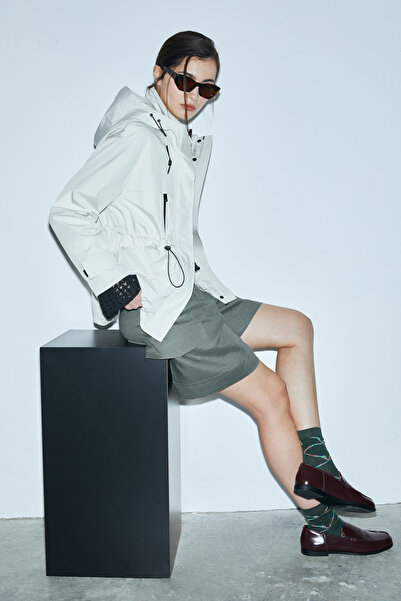 Lufian Focus Women's Outerwear Ecru Model