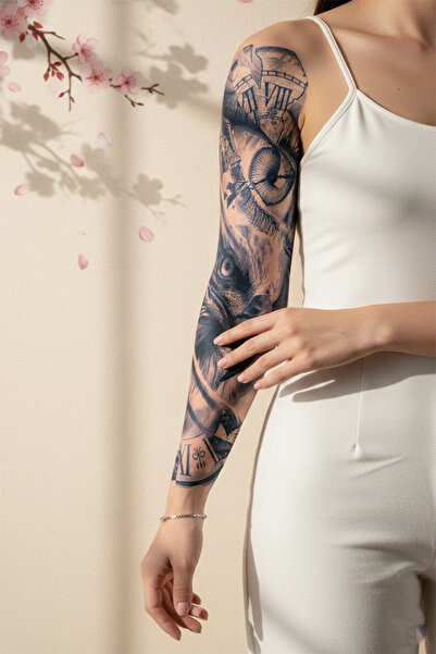 pivok Parçalanmış Saat ve Kurt Gözü Motifli Tam Kol Kaplama Tattoo - Yarı Kal...