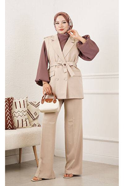 Yeka Suit with Waistbelt