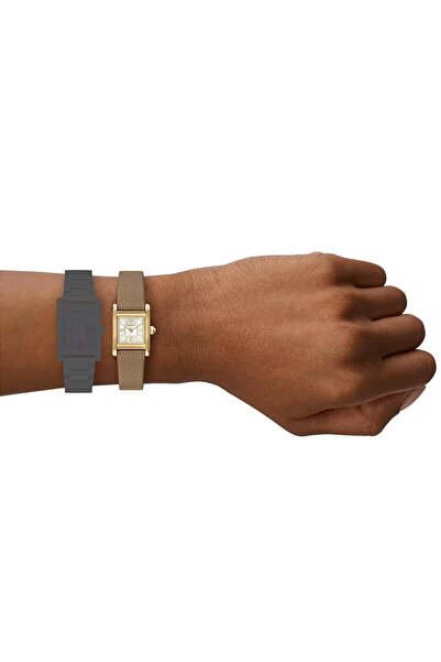 Emporio Armani ساعة يد نسائية AR11765