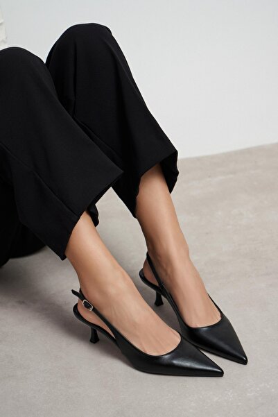 NİŞANTAŞI SHOES Γυναικεία παπούτσια με τακούνι Megy, μαύρα, ματ, με ανοιχτή π...