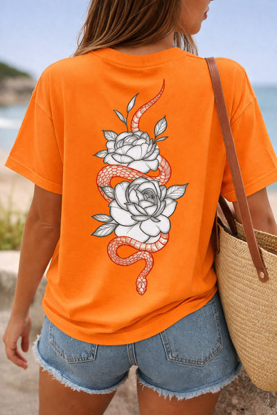 ArtYus Μπλουζάκι Unisex Oversize με στάμπα φιδιού και λουλουδιών στην πλάτη –...