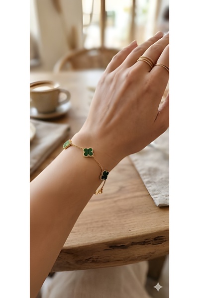 Karmashop Yonca Figürlü Çelik Bileklik