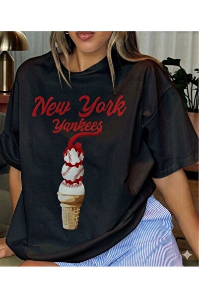 Marco Fresco Women New York Yankees Red Text Printed Tshirt