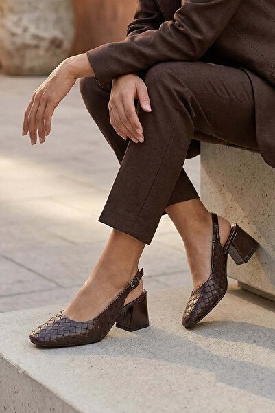 Stilbagshoes حذاء دانتي هاسير نسائي بكعب عالي للاستخدام اليومي باللون البني