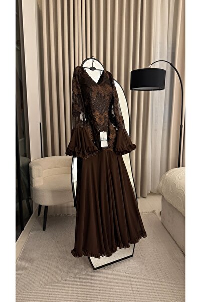 Nareen Fashion فستان أنيق بلون بني شوكولاتة فاخر يمنحك إطلالة دافئة وجذابة 🤎