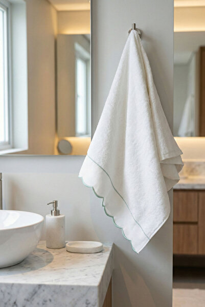 Nazik Home Πετσέτα προσώπου Elora με κεντητό σχέδιο (50 x 90 εκ.)