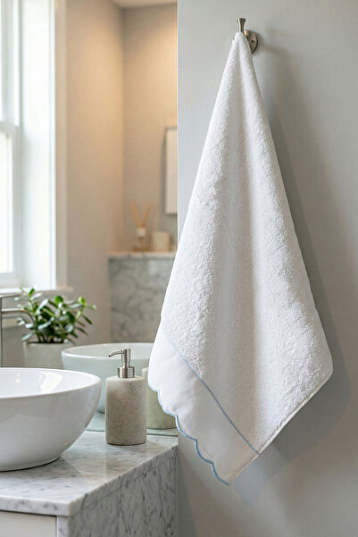 Nazik Home Πετσέτα προσώπου Elora με κεντητό σχέδιο (50 x 90 εκ.)