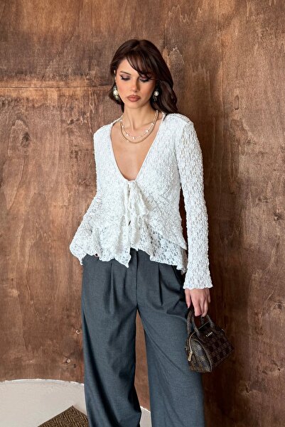 BEJNA Γυναικεία δαντελένια μπλούζα με λεπτομέρειες και επένδυση